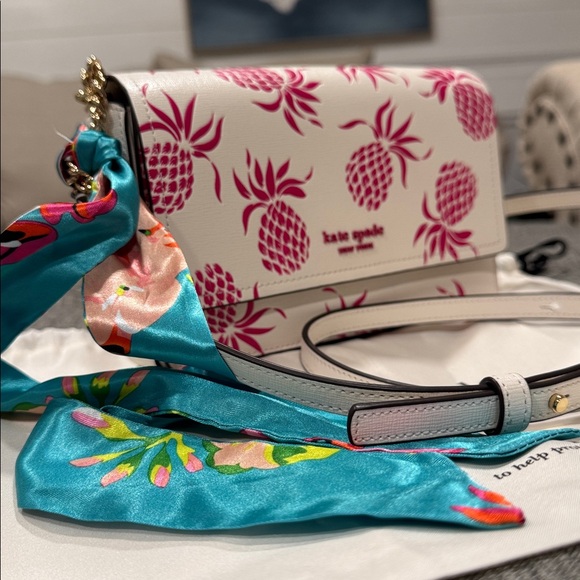 Kate Spade Bag Morgan Pink Pineapple Crossbody - Picture 3 of 17